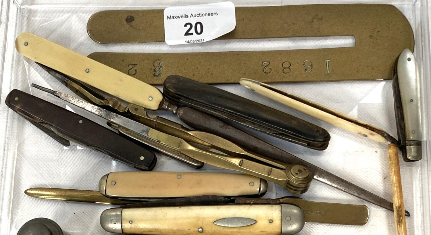 A collection of vintage penknives etc - Image 2 of 3