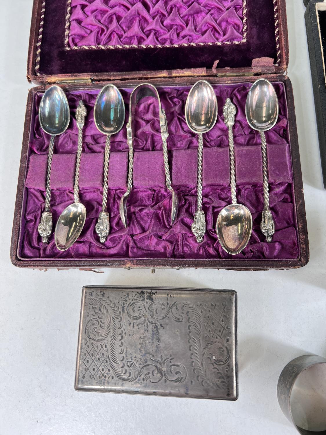 A cased set of 6 hallmarked silver beanknop teaspoons; napkin ring, cutlery etc - Image 2 of 3
