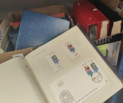 ISRAEL: collection of stamps and postal covers in albums