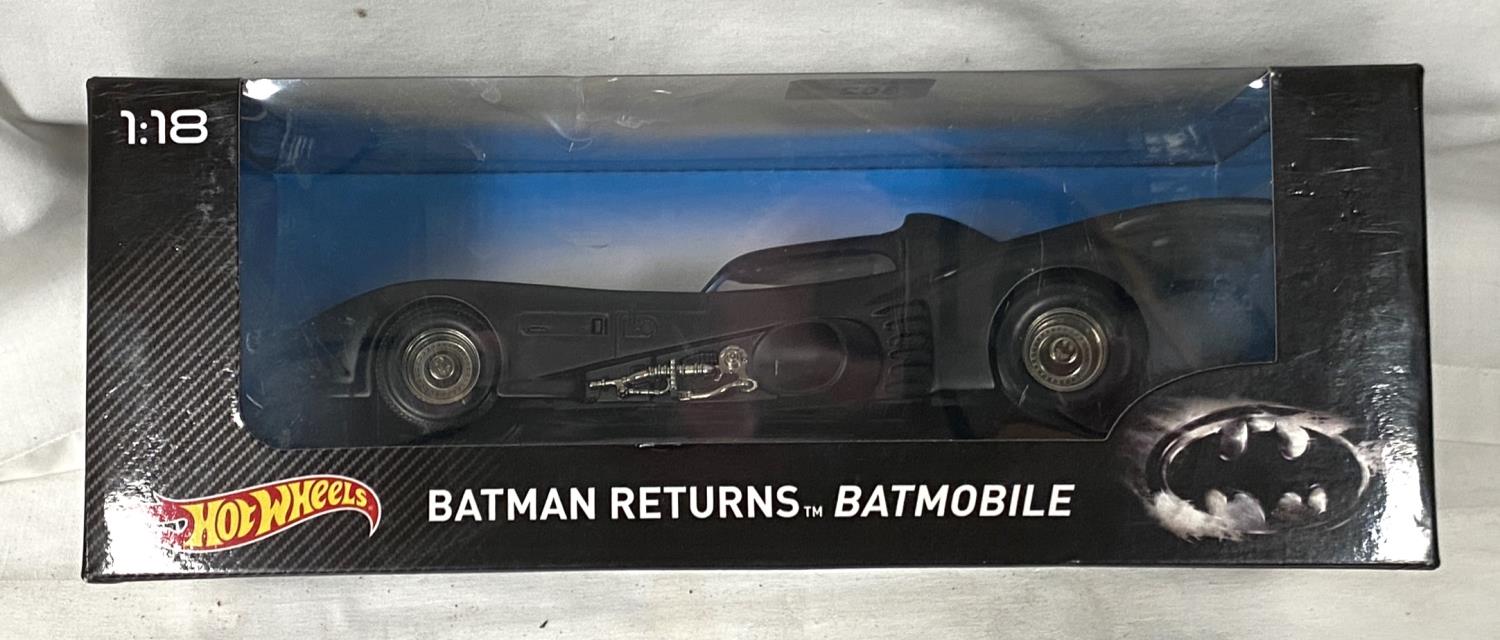 Hot Wheels Batman Returns Batmobile 1/18th scale in original box - Image 4 of 4