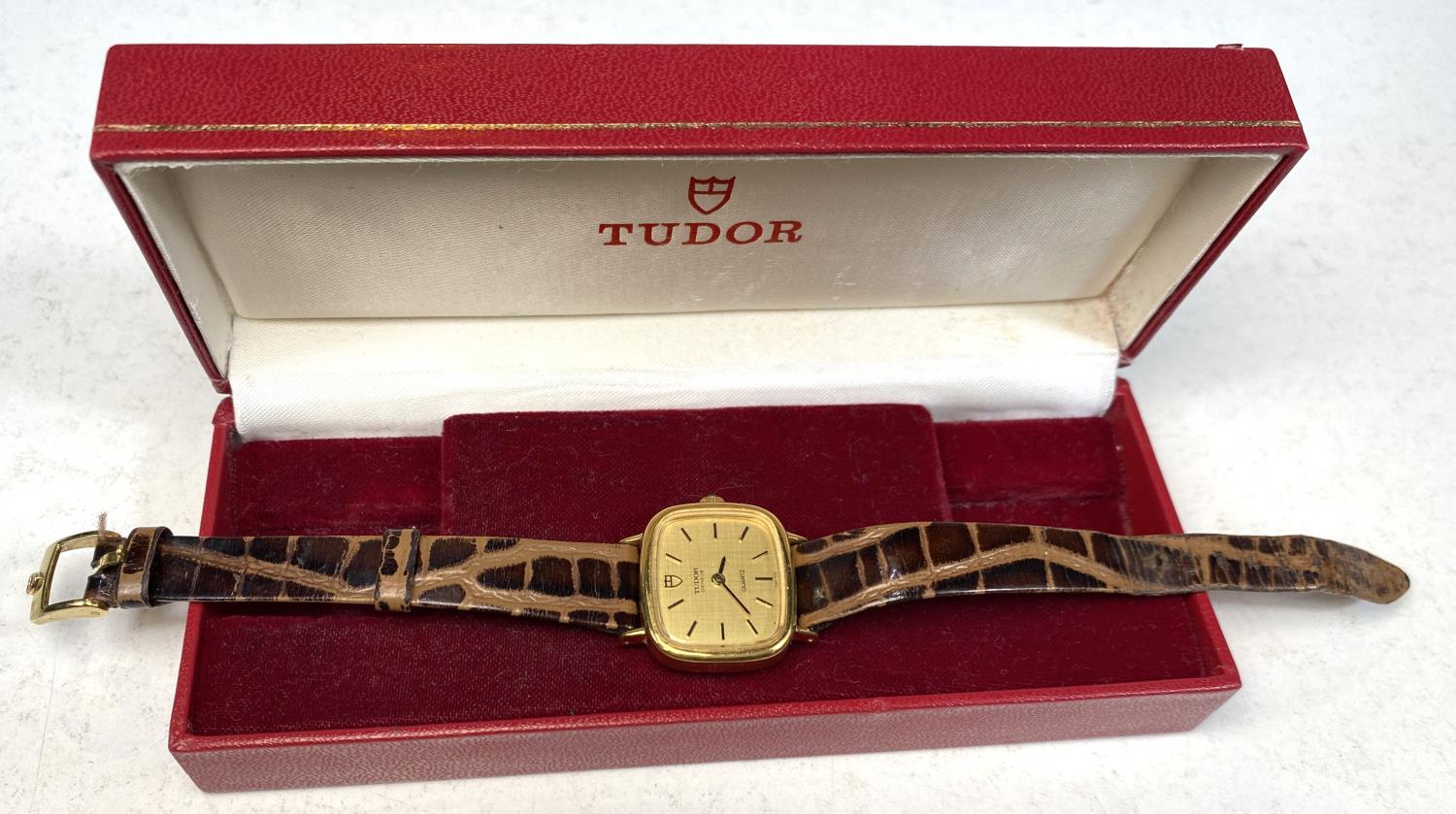 A ladies "Tudor" wristwatch on leather strap with Quartz movement in original box