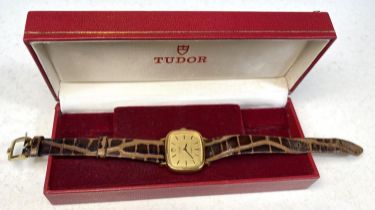 A ladies "Tudor" wristwatch on leather strap with Quartz movement in original box