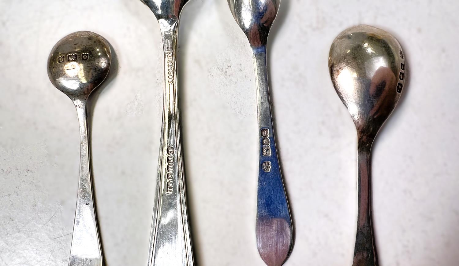 A mixed selection of hallmarked silver teaspoons, sugar tongs etc, 5.3oz - Image 7 of 8