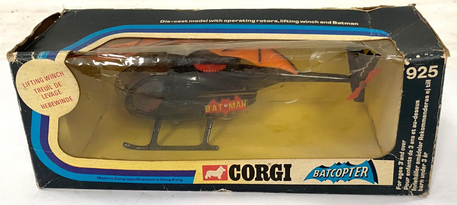 Corgi Batman 925 Batcopter in original box (box worn) - Image 3 of 3