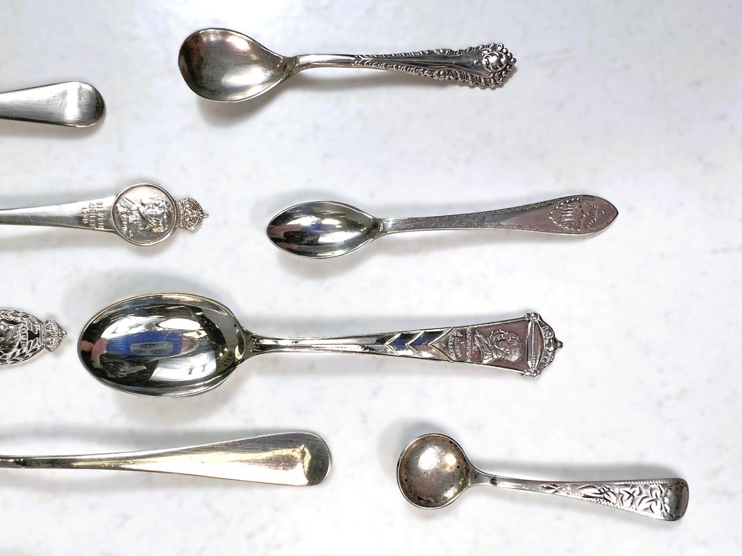 A mixed selection of hallmarked silver teaspoons, sugar tongs etc, 5.3oz - Image 3 of 8