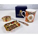 A Royal Crown Derby Japan pattern commemorative mug QEII Golden Jubilee; an oval Royal Crown Derby