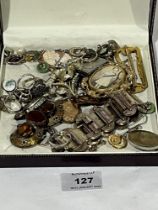 A box of silver and other jewellery