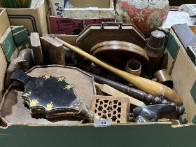 A box of treen objects