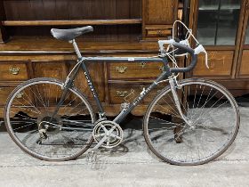 A Clements (Falcon) gentleman's racing bicycle with ten speed gears, c. 1980s. Note: This lot will