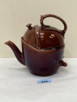 An unusual Wedgwood teapot. 7" high.
