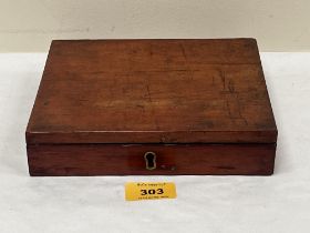 An early 20th Century George Rowney mahogany watercolour paint box. 7½" wide.