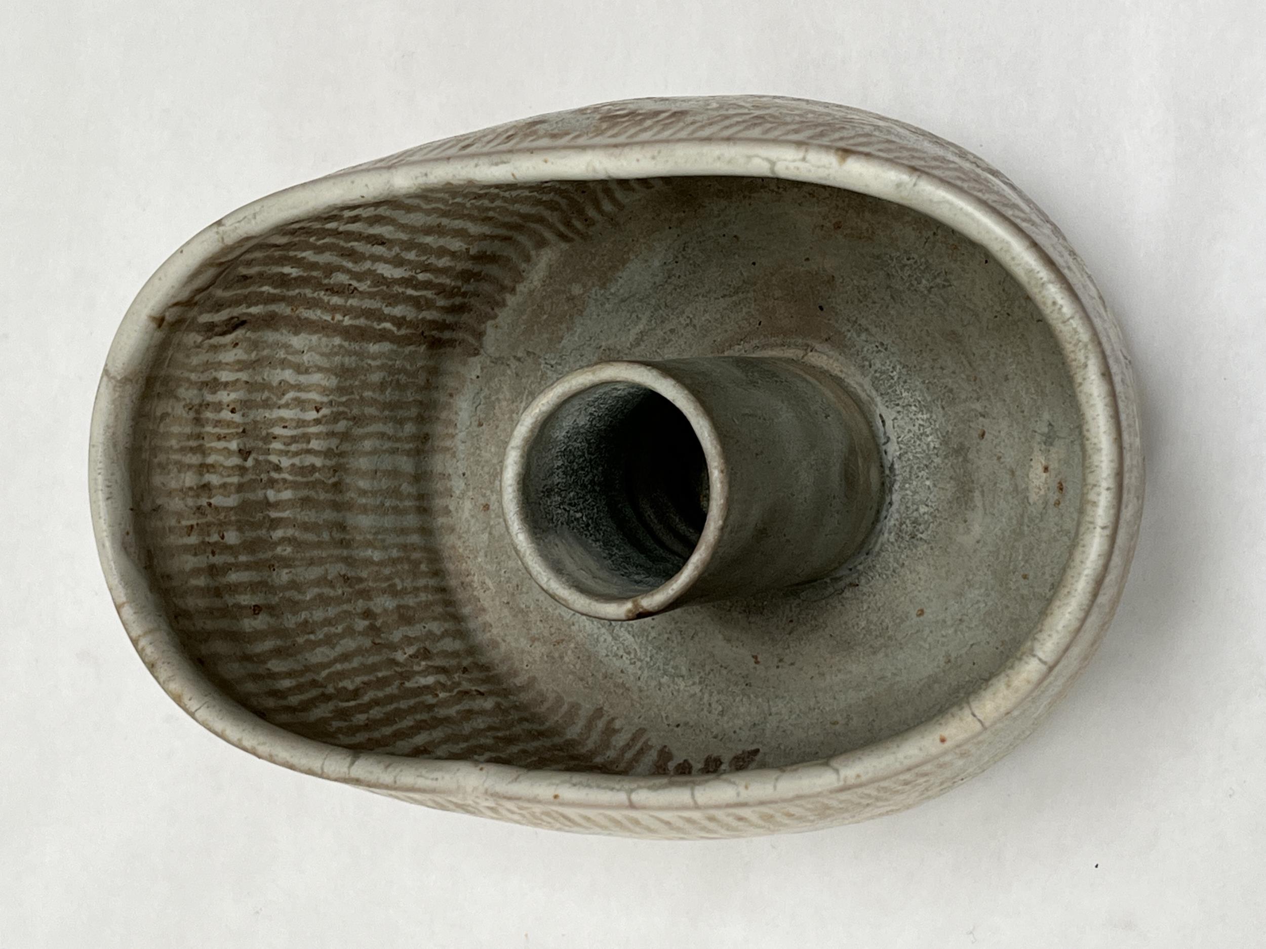 DAME LUCIE RIE, DBE. AUSTRIAN 1902-1995. - Image 3 of 4