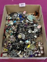 A box of costume jewellery.