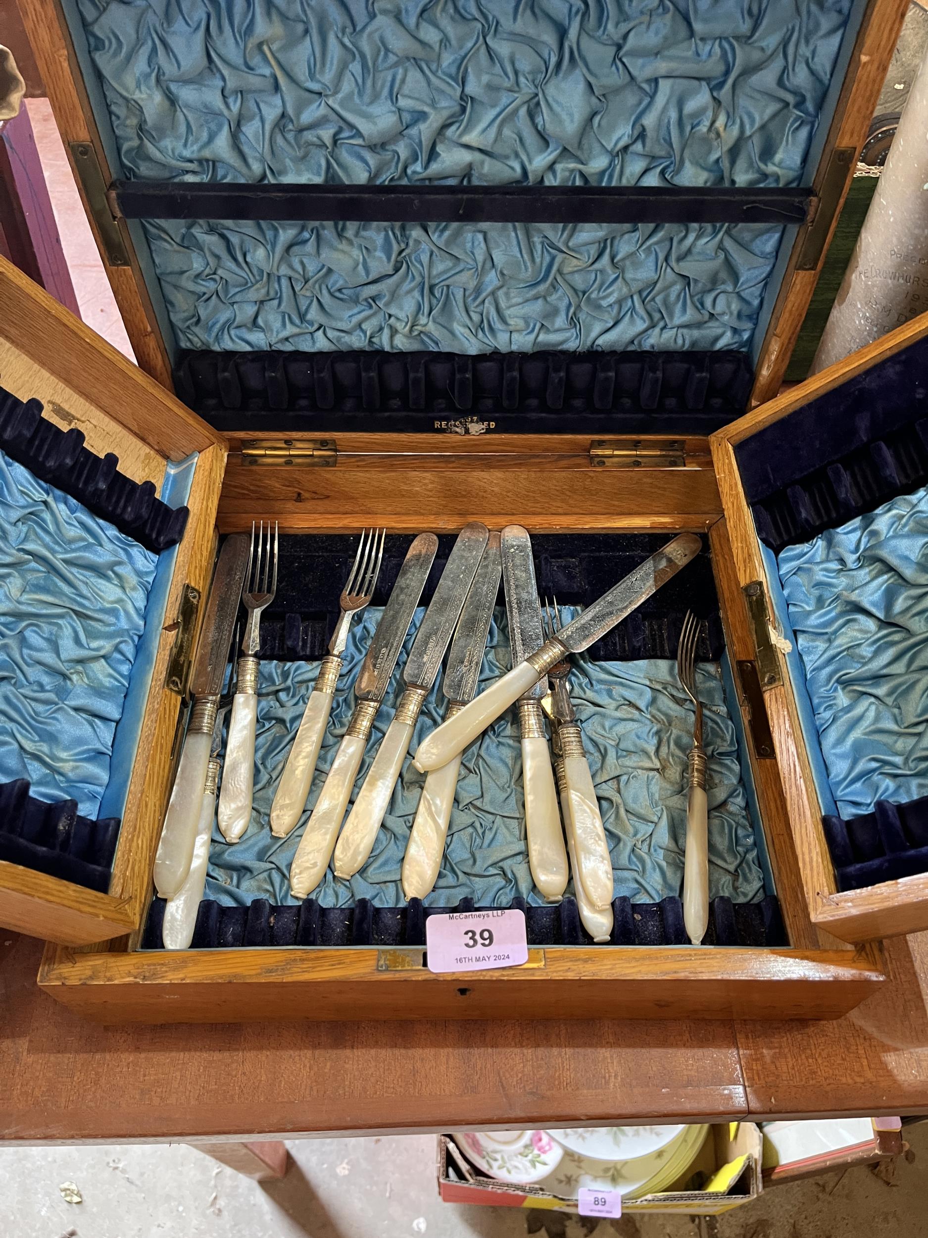 An oak cutlery box with mother-of-pearl hafted cutlery. - Image 2 of 2