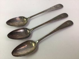 COLLECTION OF SILVER SPOONS, ALONG WITH A SILVER VESTA CASE