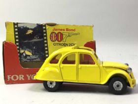 CORGI JAMES BOND 007 CITROEN 2CV DIECAST MODEL CAR,