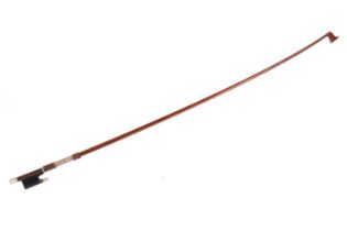 WHITE METAL MOUNTED VIOLIN BOW, CIRCA LATE 19TH / EARLY 20TH CENTURY