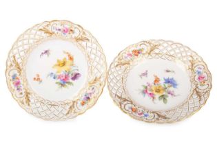 PAIR OF MEISSEN CABINET PLATES, LATE 19TH CENTURY