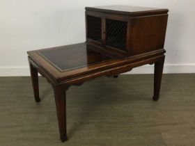 WEIMAN TABLES HEIRLOOM QUALITY, PAIR OF MAHOGANY BEDSIDE CABINETS