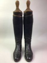 PAIR OF BLACK LEATHER RIDING BOOTS, LATE 19TH / EARLY 20TH CENTURY