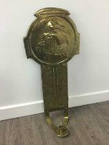 MARION HENDERSON WILSON (SCOTTISH, 1869-1956), GLASGOW SCHOOL ARTS & CRAFTS BRASS WALL SCONCE, CIRCA