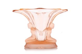 WALTHER & SOHNE, ART DECO PINK GLASS 'WINDSOR' VASE, 1930-39