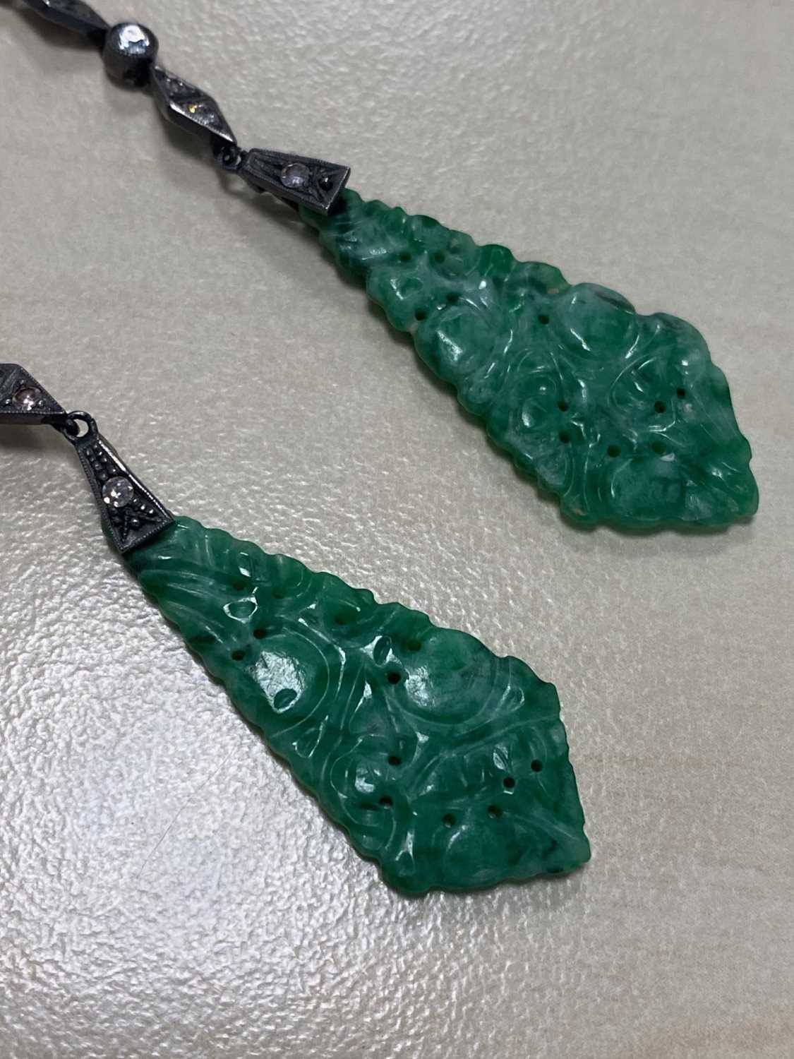PAIR OF GREEN HARDSTONE AND DIAMOND EARRINGS AND A PENDANT, - Image 5 of 6