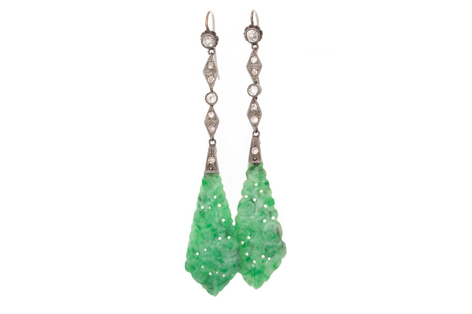 PAIR OF GREEN HARDSTONE AND DIAMOND EARRINGS AND A PENDANT,