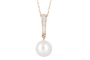 PEARL AND DIAMOND PENDANT,