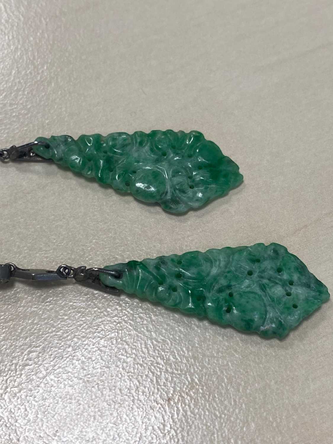PAIR OF GREEN HARDSTONE AND DIAMOND EARRINGS AND A PENDANT, - Image 4 of 6