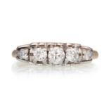 DIAMOND FIVE STONE RING,