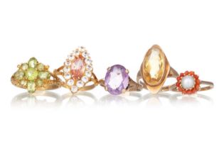 COLLECTION OF DRESS RINGS,