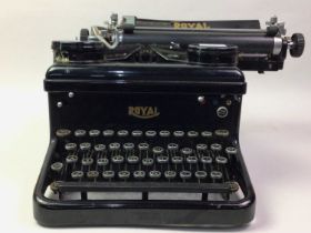 VINTAGE MANUAL TYPEWRITER,