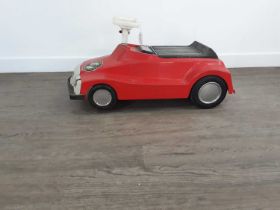 SANYO SE-105 ELECTRIC MODEL CAR,