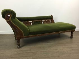 LATE VICTORIAN CHAISE LONGUE,