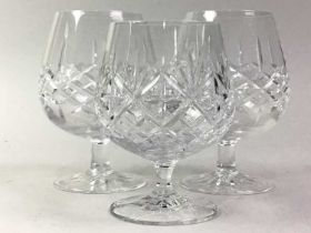 COLLECTION OF GLASSWARE,