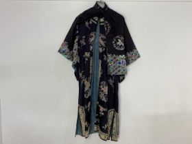 CHINESE SILK EMBROIDERED ROBE, EARLY 20TH CENTURY