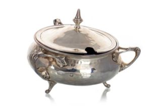 ART NOUVEAU HAMMERED SILVER PRESERVE BOWL AND COVER, NORTHERN GOLDSMITHS CO., LONDON 1916
