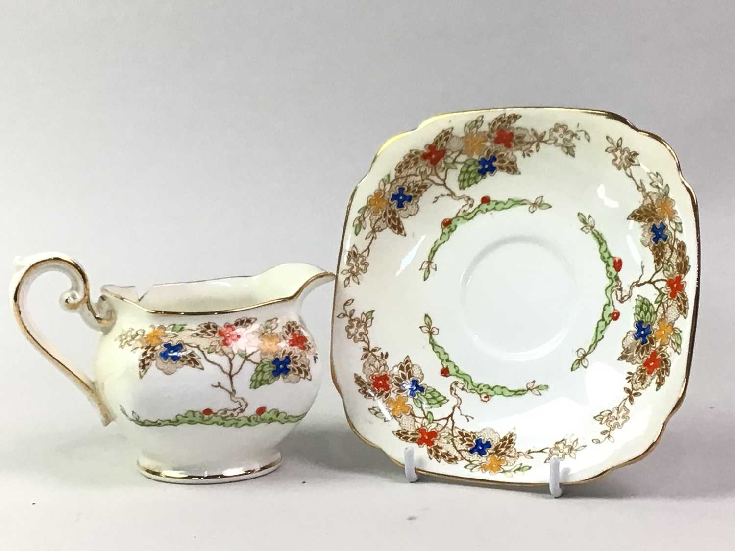 STANDARD CHINA PART TEA SERVICE AND OTHERS, TUDOR SHAPE PATTERN