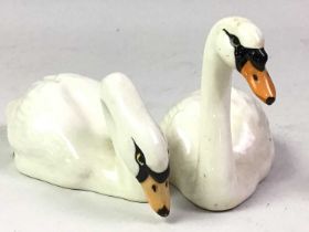 TWO BESWICK SWANS WITH CYGNETS, AND A CLOISONNE VASE