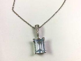 AQUAMARINE AND DIAMOND PENDANT,