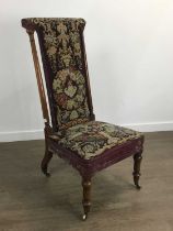 VICTORIAN MAHOGANY GOSSIP CHAIR,