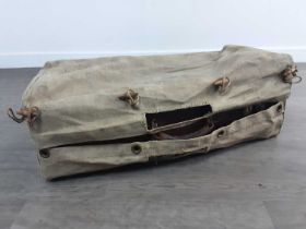 VINTAGE LEATHER SUITCASE, EARLY 20TH CENTURY