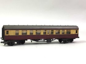 HORNBY DUBLO 2211 LOCOMOTIVE, ALONG WITH FURTHER