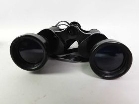 COLLECTION OF VINTAGE BINOCULARS,