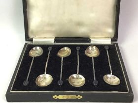 SET OF SIX GEORGE V SILVER COFFEE SPOONS, AND OTHER ITEMS