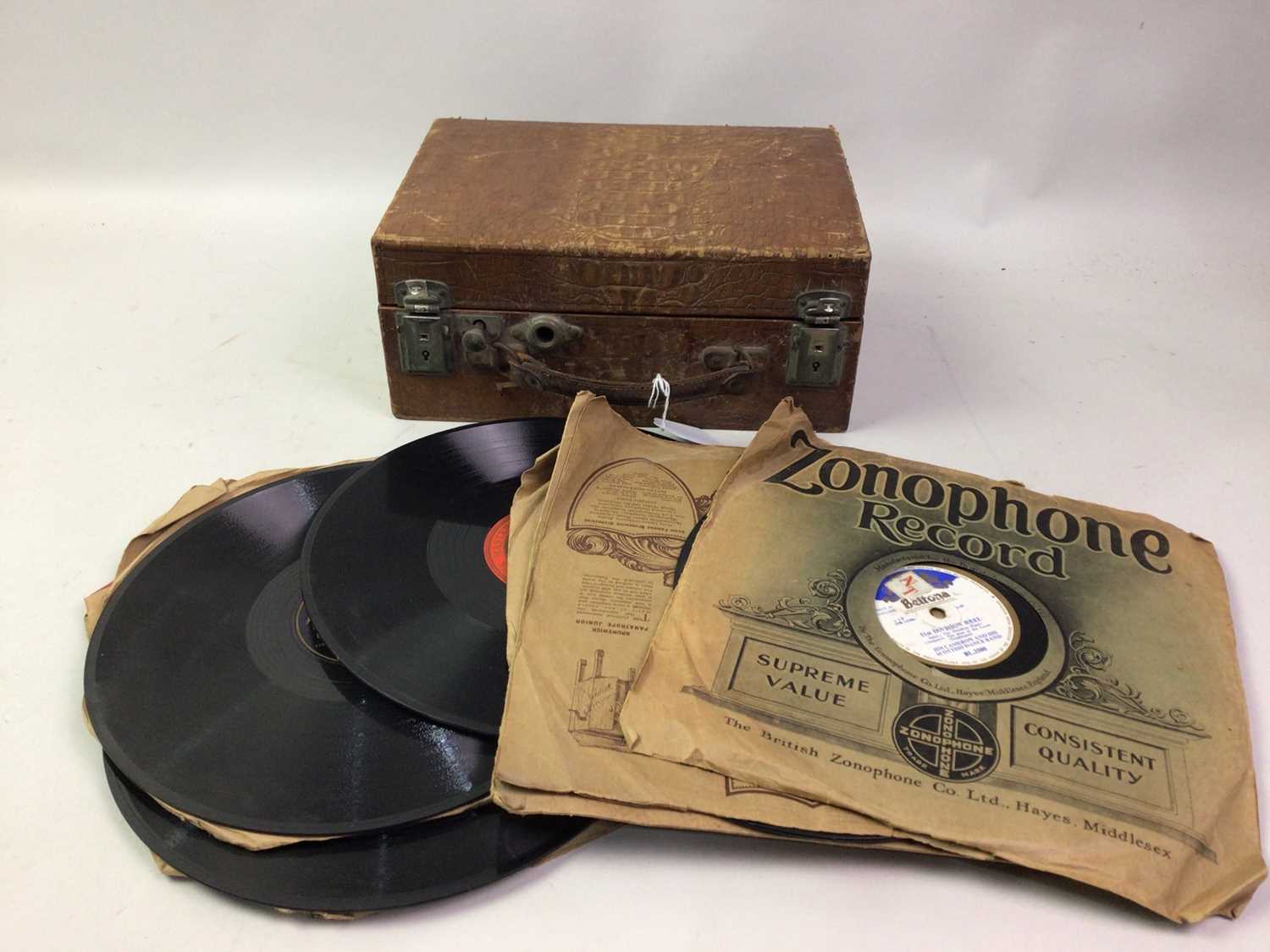 PIXIE GRIPPA PORTABLE GRAMOPHONE, AND RECORDS - Image 3 of 3