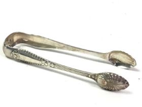 SET OF SIX SCOTTISH VICTORIAN SILVER TEASPOONS, AND SUGAR TONGS