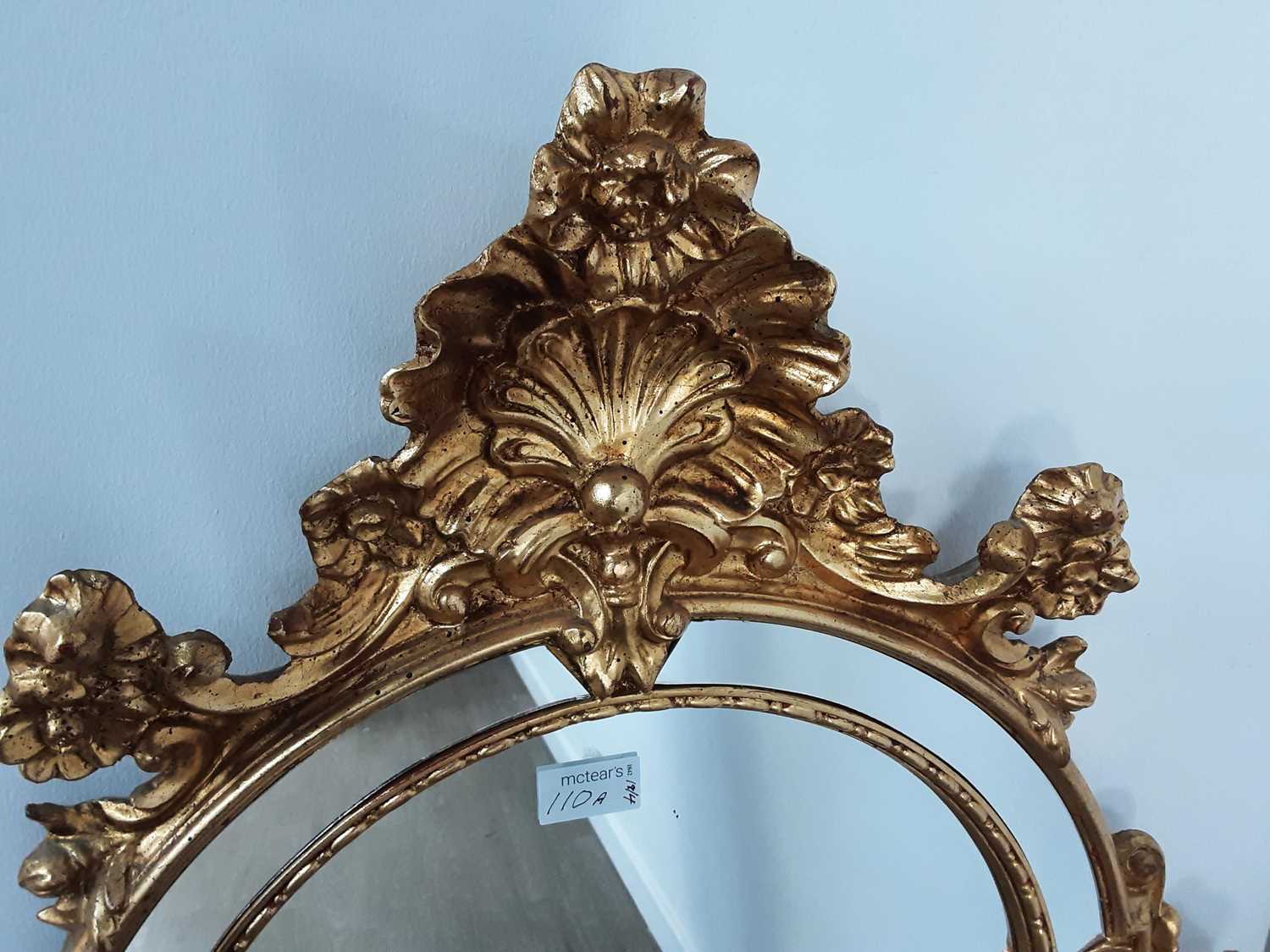REPRODUCTION ROCOCO STYLE WALL MIRROR, LATE 20TH CENTURY - Image 2 of 3