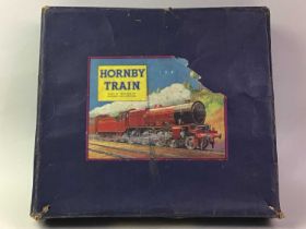 HORNBY O GAUGE CLOCKWORK M1 GOODS SET,